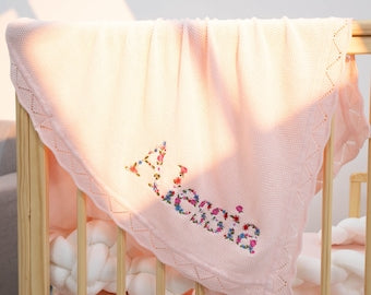 Personalized Embroidered Baby Blanket, Name Baby Blanket, Flower Baby Blanket, Baby Knit Blanket, Newborn Gift, Baby Girl, First Birthday